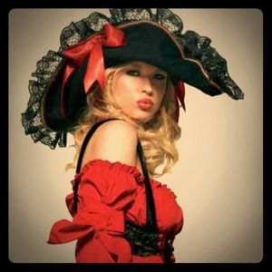 Sexy vixen pirate costume