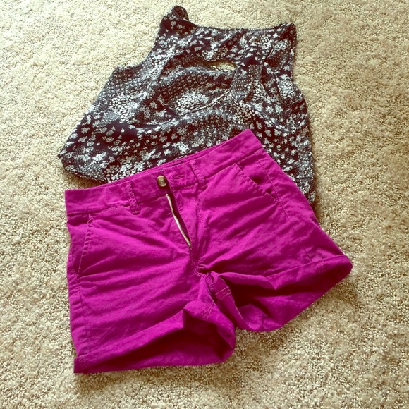 American Eagle high waisted shorts--like new! - Picture 1 of 3