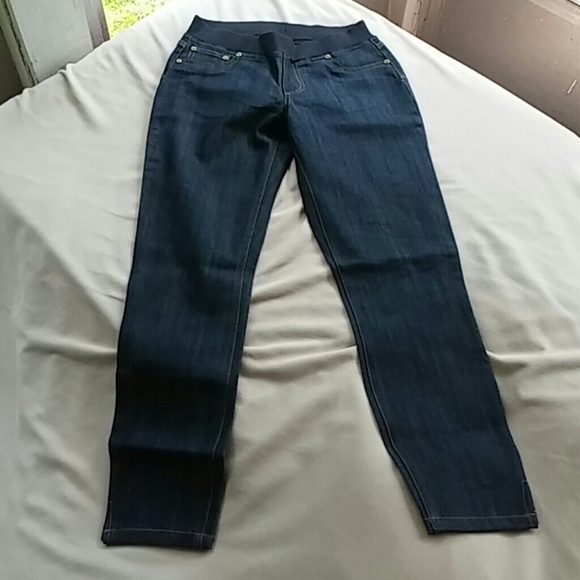 Boston Proper Cropped Denim Leggings