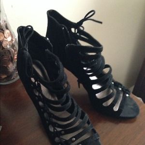 Nine West strappy sandal