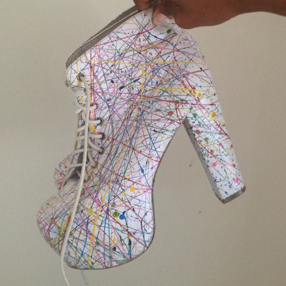 Size 9 splatter paint Jeffrey Campbell lita boots