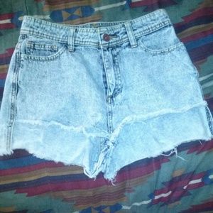 High waisted light blue denim shorts
