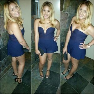 🎉One Day Sale🎉Deep v sweatheart neckline romper