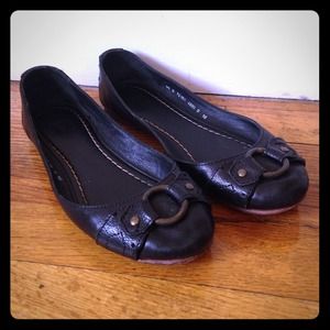 Frye black leather flats