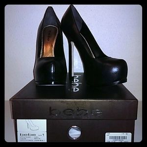 Brand new!! Black Bebe pumps