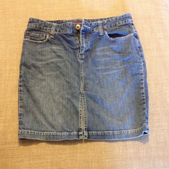 American Eagle denim skirt size 6