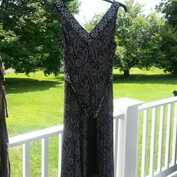 Brown and Blue Grometric design print Dress - Picture 2 of 3
