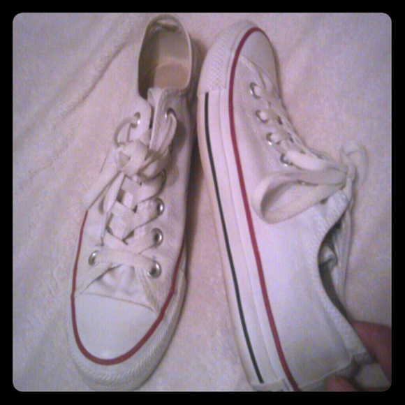 Women's Sz 7 White Converse