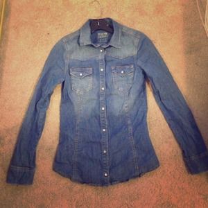 *Traded* ZARA JEAN SHIRT