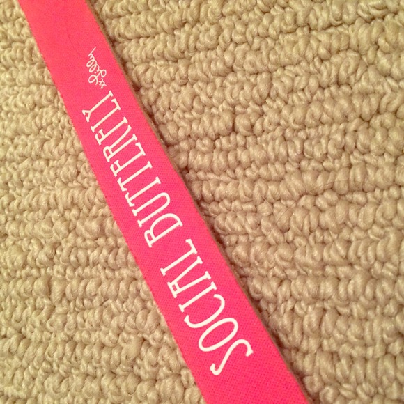 PREPPY LILLY PULITZER "SOCIAL BUTTERFLY" CROAKIES