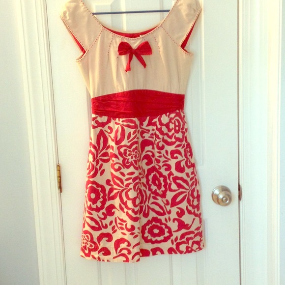 Floral anthropologie dress!