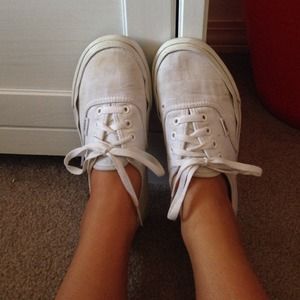 Old white vans