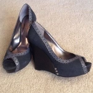 Carlos Santana wedge