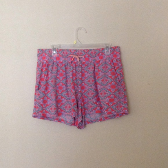 SOLD ON VINTED - Kirra Shorts - Picture 1 of 3