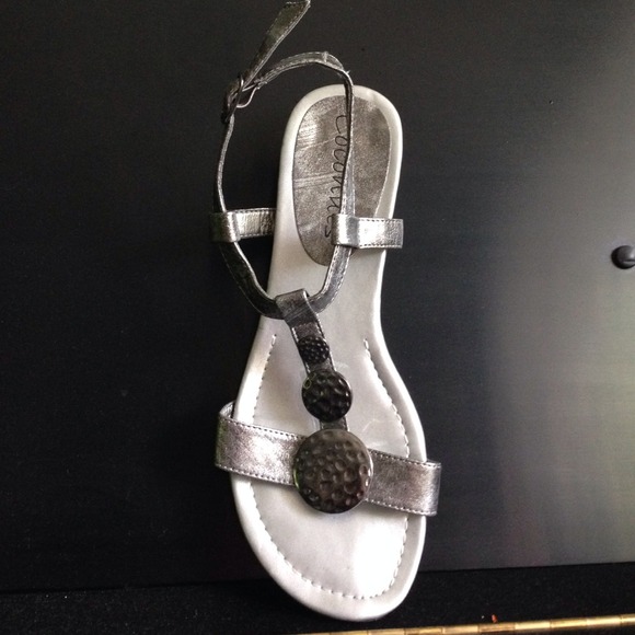 Silver Glam sandals - Picture 2 of 4