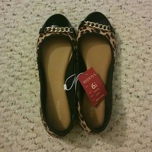 Leopard gold-buckle ballet flats