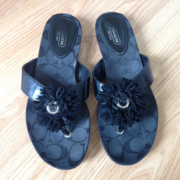 coach sandals with flower