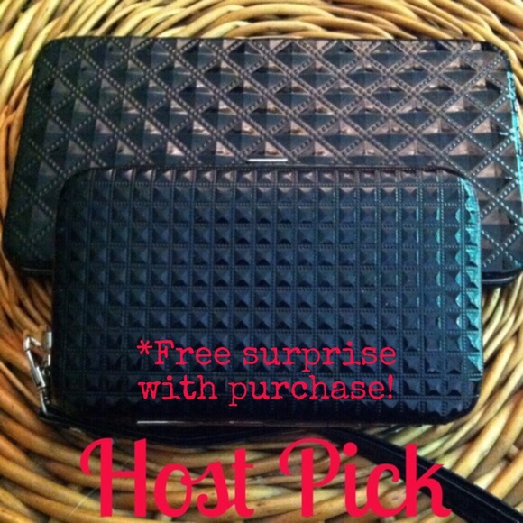 Wallet, Cell Wristlet (Card case to be added) - Picture 1 of 4
