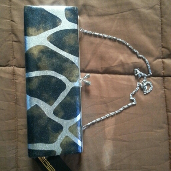 Clutch bag - Picture 2 of 3