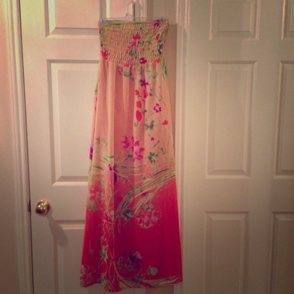 Beautiful spring/summer maxi dress Sz S