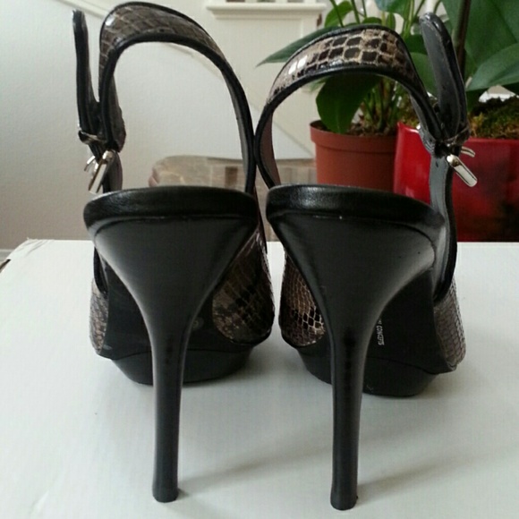 INC Lambert Leather Gray Snakeskin Print Slingback - Picture 4 of 4