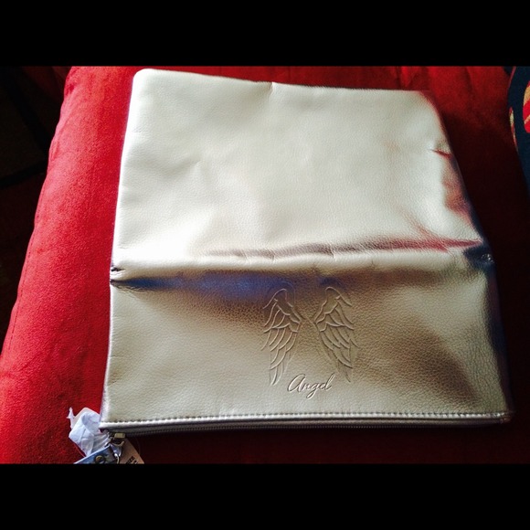 Silver Victoria secret small bag - Picture 2 of 4