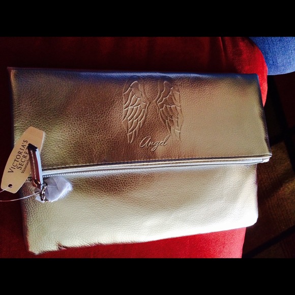 Silver Victoria secret small bag - Picture 4 of 4