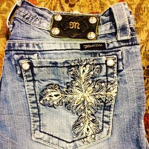 DISTRESS STYLE MISS ME JEANS SIZE 30