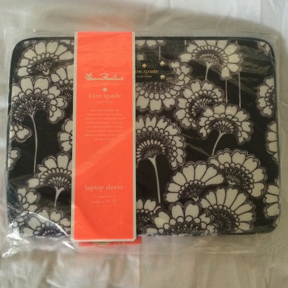 Kate Spade New York 13" Laptop Sleeve - Picture 1 of 4