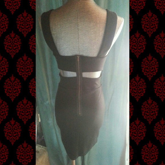 Cut out embellished bodycon dress NWOT - Picture 2 of 4