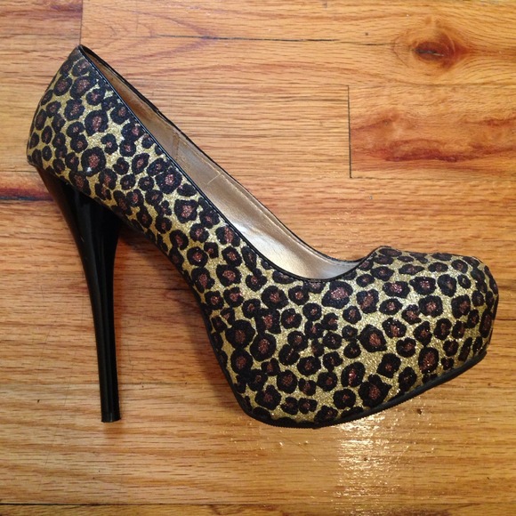 Charlotte Russe leopard pumps