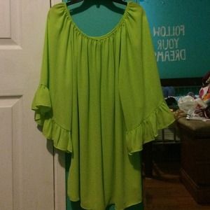 Boutique lime green top