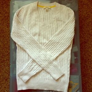 White v-neck cable sweater Sz L