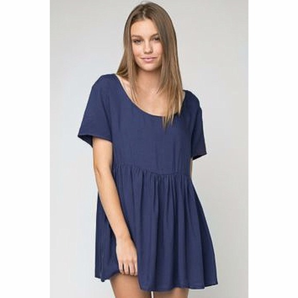 Brandy Melville Nicolette dress in Navy //NWOT