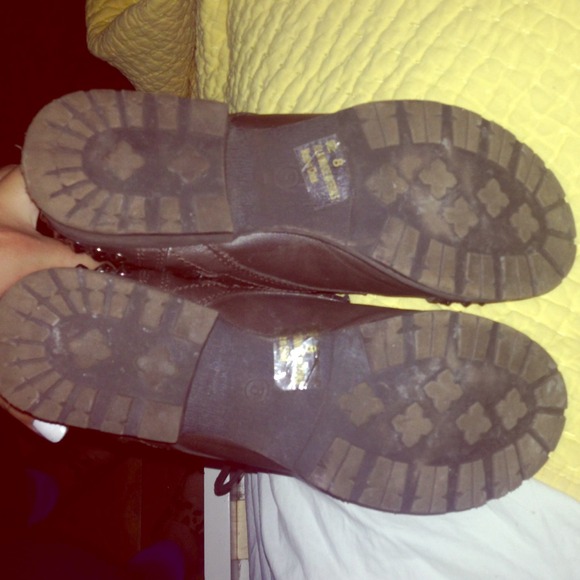 Bottom of boots - Picture 1 of 1