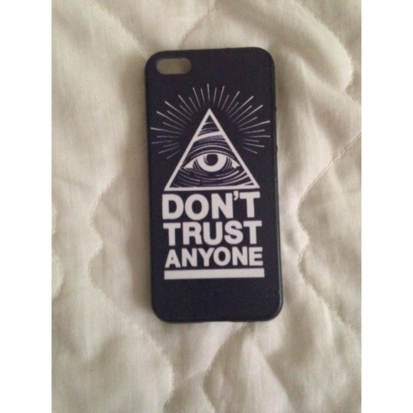 "Don't trust anyone" iphone 5c case 🌺