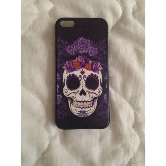 Skull iphone 5c case 🌺