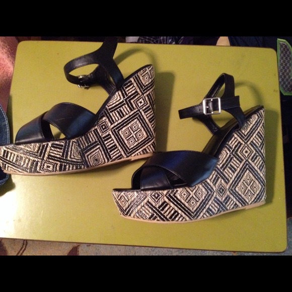 Black wedge sandals