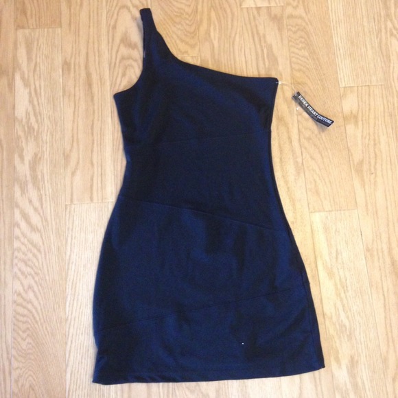BNWT Derek Heart dress