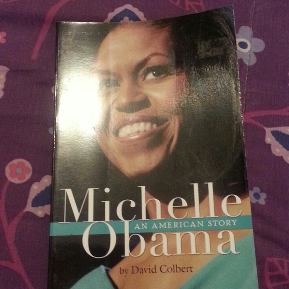 Books - Picture 2 of 4