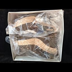 Never worn Jessica Simpson Gavaliax wedges!