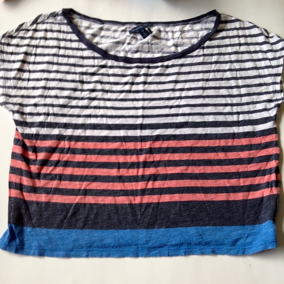 American Eagle top