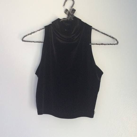 Black velvet turtle neck crop top