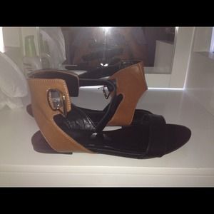 Forever 21 never opened sandals