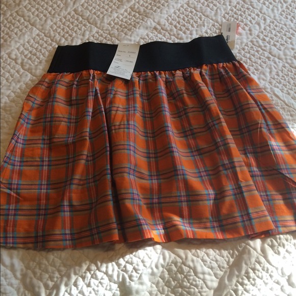 Dresses & Skirts - 3/$10 Brand new skirt