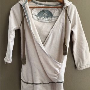 Free People-3/4 length sleeves