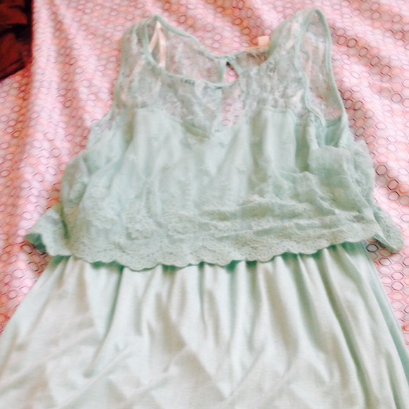 Dress - Picture 1 of 4