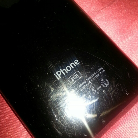 IPhone 8GB/ bundle Nike