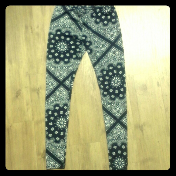 See You Monday Bandana leggings from Karmaloop