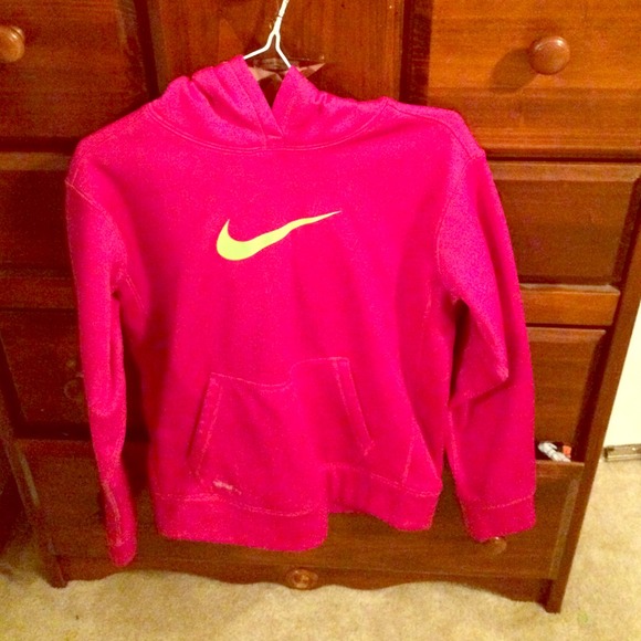 Nike youth large sweat shirt for $25 dollars